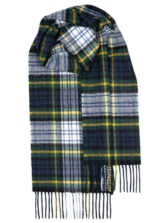 Lamswollen Shawl, Gordon Dress