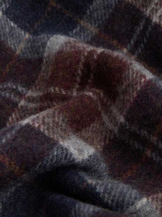 Barbour Schal Tartan Lammwolle Midnight Oak Tartan – Bild 5