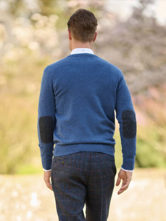 Herren Strickpullover ''Jack'' In Denim Blue Mit Harris Tweed Applikationen – Bild 2