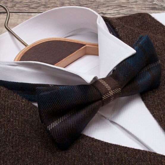 Lochcarron Tartan Strik Reiver Bow Tie Buchanan Blue – Bild 2