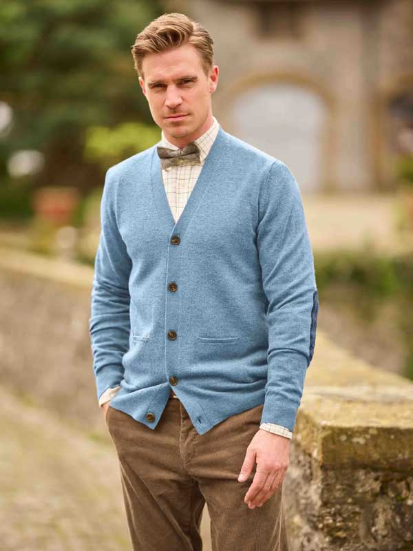 Merino_Vest_The_Cardigan_Met_Harris_Tweed_Details_Blue