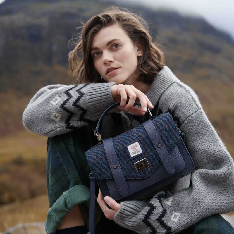 Harris Tweed Clutch, The Leather Medium Satchel, Islander, Marine Check – Bild 3